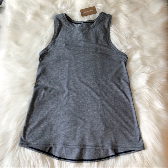 SOLD! NWT Patagonia Glorya Tank Top Navy M - Picture 3 of 8